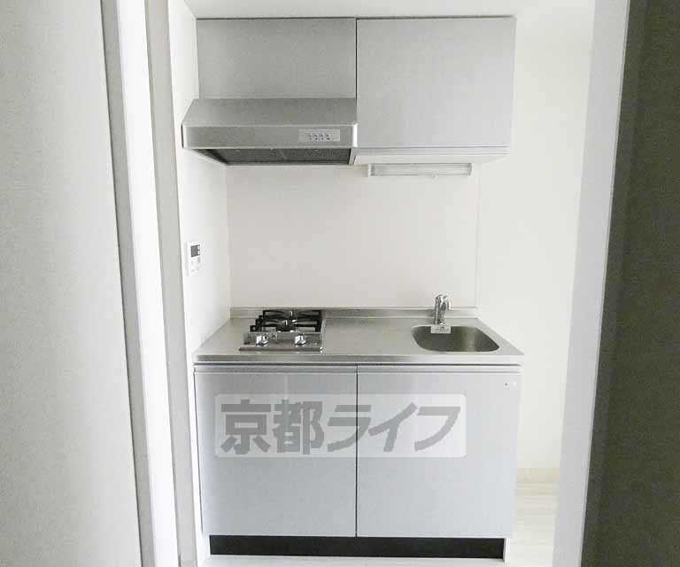 キッチン　システムキッチン搭載です。