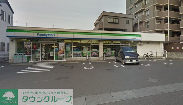 コンビニ　ファミリーマート宮前南野川店（コンビニ）まで700m