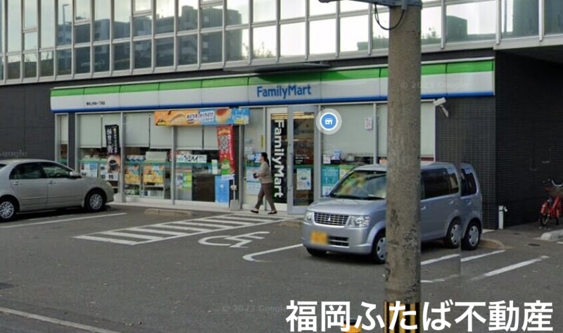 コンビニ　ファミリーマート博多上牟田一丁目店（コンビニ）まで410m