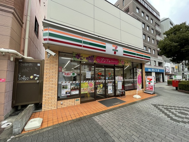 コンビニ　セブンイレブン大阪西田辺町1丁目店（コンビニ）まで465m