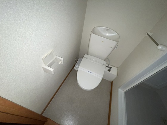 トイレ　※別部屋の写真です