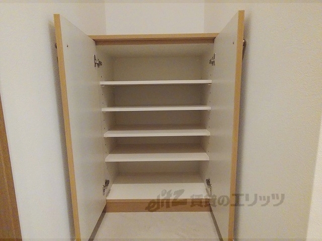 収納　下駄箱