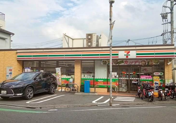 コンビニ　セブンイレブン品川旗の台2丁目店（コンビニ）まで82m