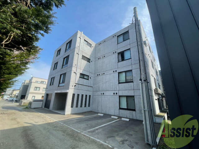 建物外観　札幌市中央区南二十条西「スペチアーレ山鼻」