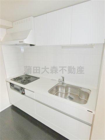 キッチン　3口ガスグリル付システムキッチン