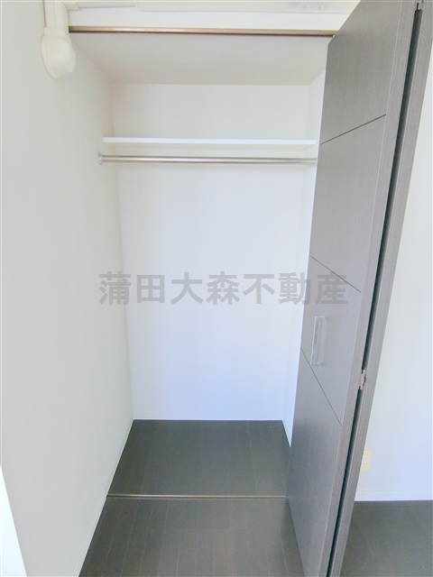 その他設備　洋室6帖の収納　クローゼット