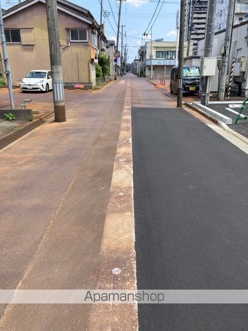 その他　前面道路（その他）まで0m
