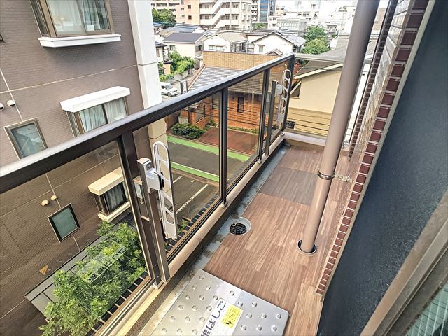 バルコニー