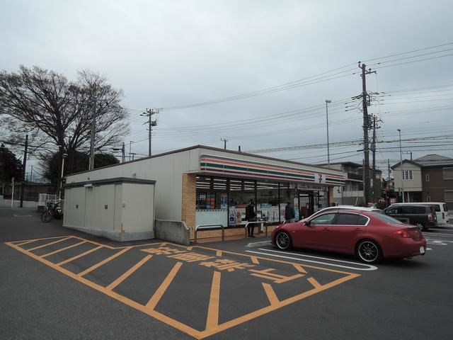 コンビニ　セブンイレブン（コンビニ）まで960m