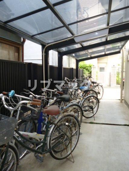駐車場　駐輪場