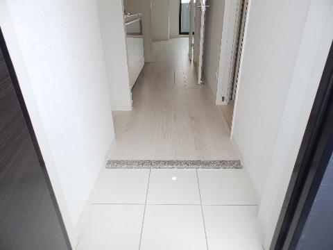 玄関　玄関（イメージ）