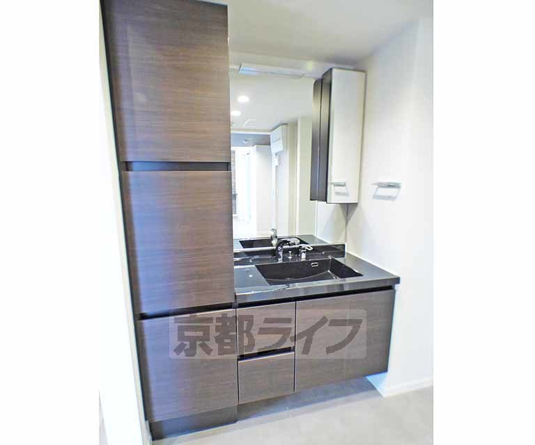 洗面設備　洗面台です。