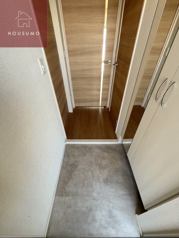 玄関　落ち着いた玄関です