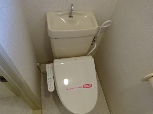 トイレ　シャワー付トイレ