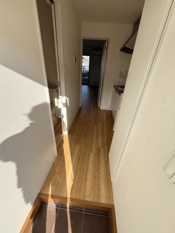 アシンプトートA棟の玄関写真