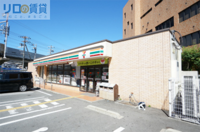 コンビニ　セブンイレブン大阪上新庄1丁目店（コンビニ）まで644m