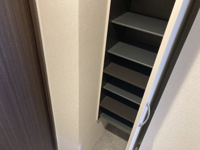 M’sマンション長栄寺の玄関写真