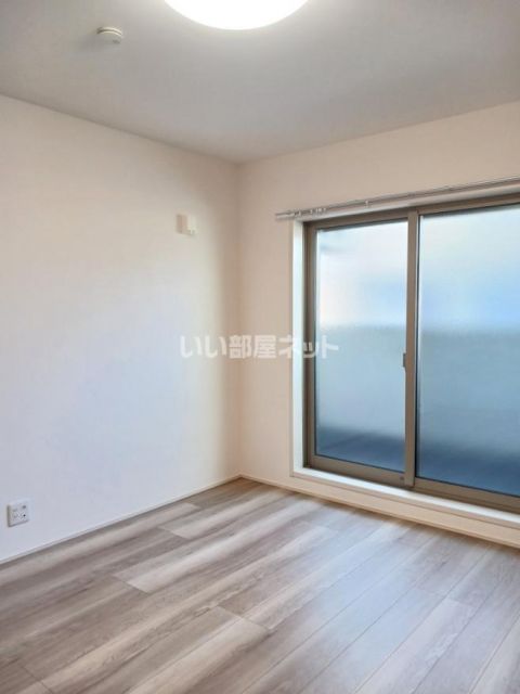 フジパレス助松町I番館の居間写真