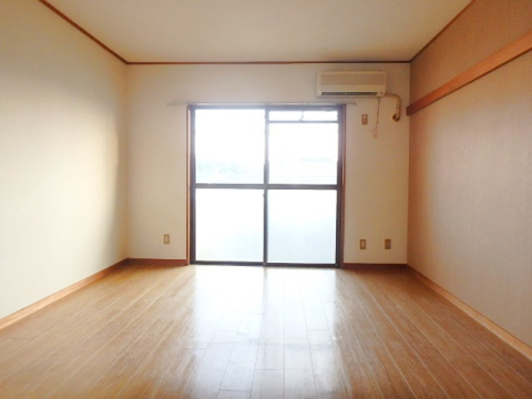 マローネスカラの居間写真