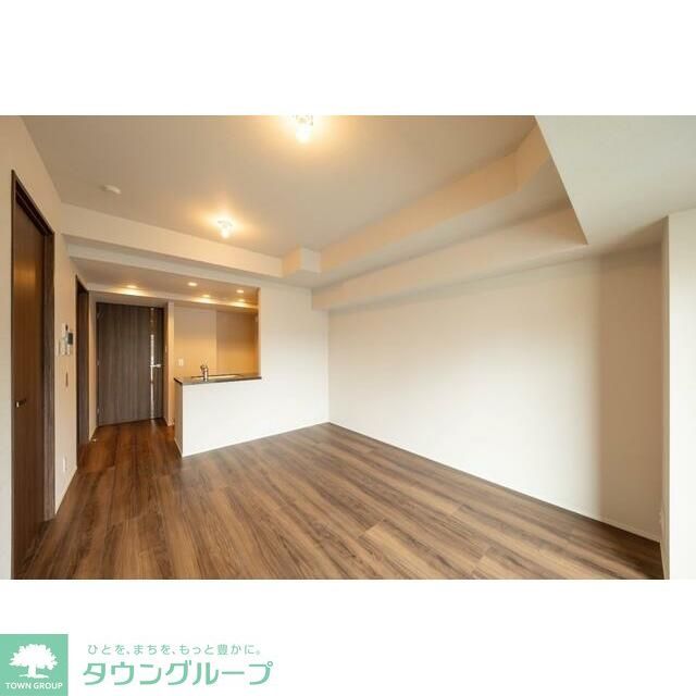 ドゥーエ早稲田の居間写真