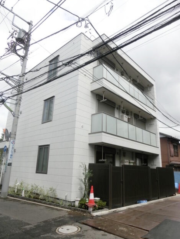 東急田園都市線 三軒茶屋駅 徒歩8分 築11年
