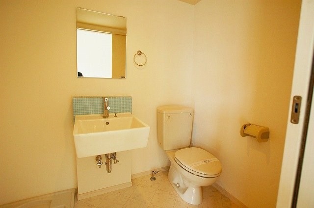トイレ　同型タイプ