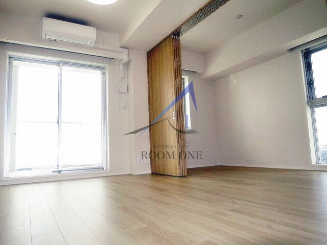 居室・リビング　洋室のお部屋です。