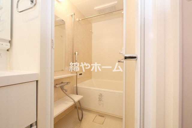 バス・シャワールーム　お風呂で日々の疲れを落としましょう