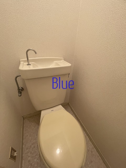 トイレ　同施工