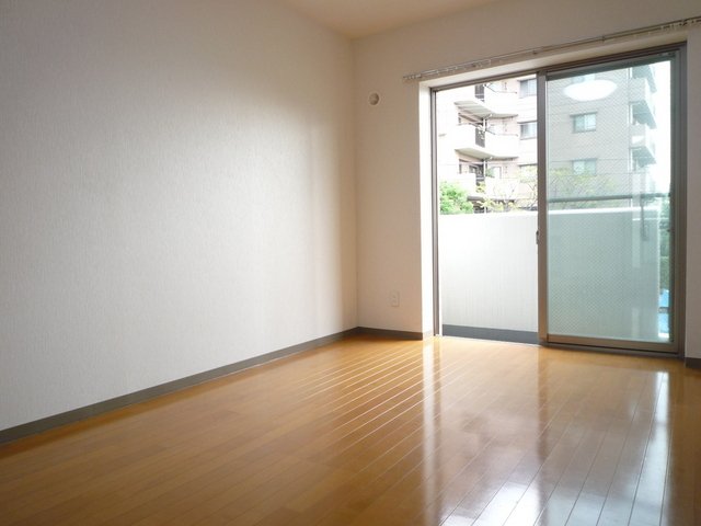 その他部屋・スペース　★明るいフローリングのお部屋です★