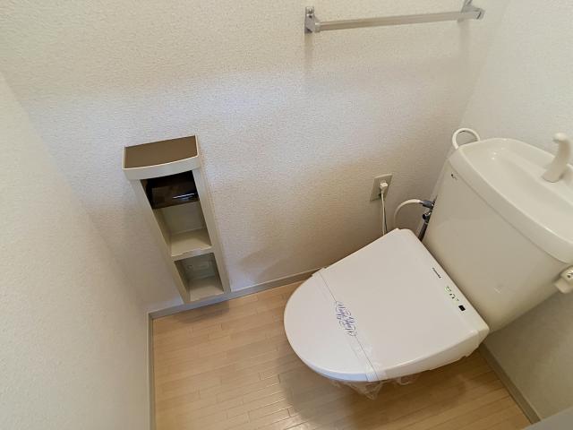 プリエクロワールのトイレ写真