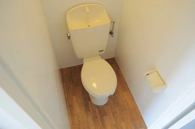 レオパレスIKEGAMIのトイレ写真