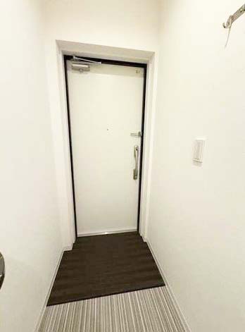 玄関　★玄関、広々スペース★