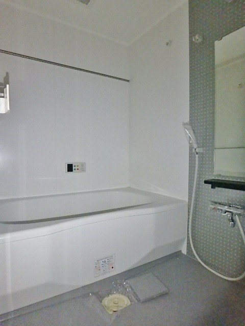 バス・シャワールーム　図面と現状に相違がある場合には現状を優先