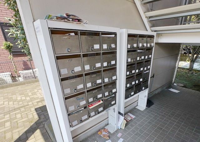 西武池袋線 練馬駅 徒歩15分 3階建 築27年の外観写真