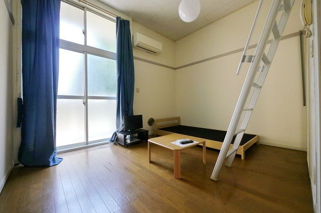 西武池袋線 練馬駅 徒歩15分 3階建 築27年の居間写真