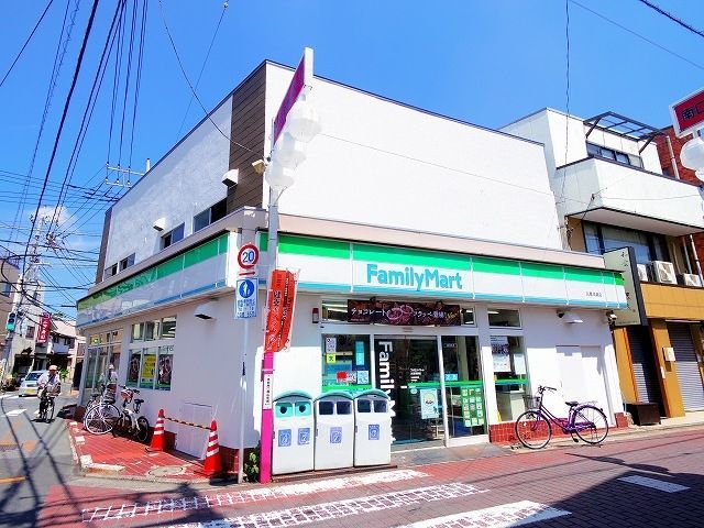 コンビニ　ファミリーマート 丸萬清瀬店（コンビニ）まで232m