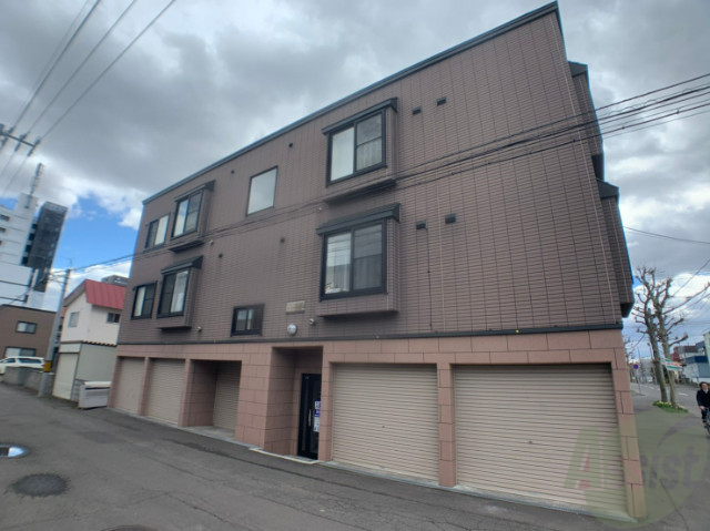 建物外観　札幌市北区北三十二条西「ノースカルム北３２条」