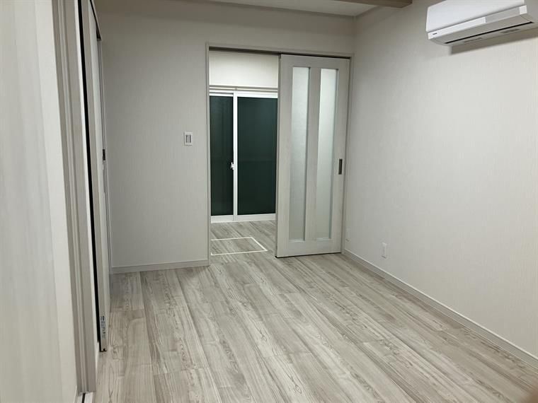 瑞江戸建の居間写真