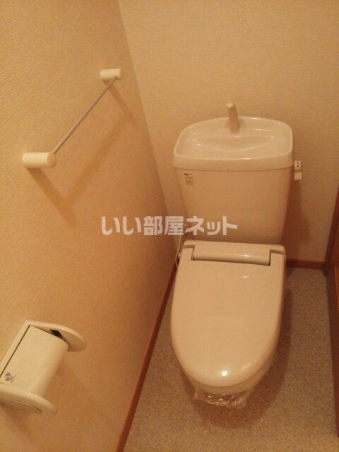 メゾン山田Bのトイレ写真