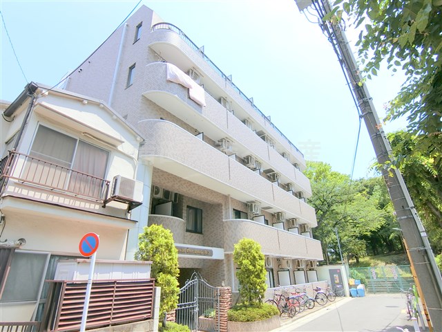 建物外観　外観タイル張り