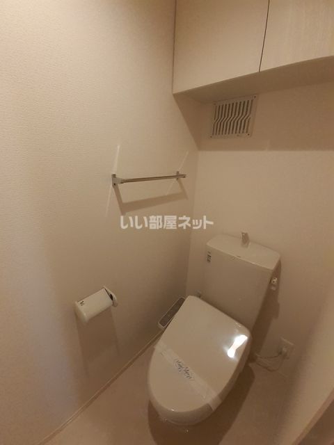 【セジュール　ヨネザワ　B棟のトイレ】
