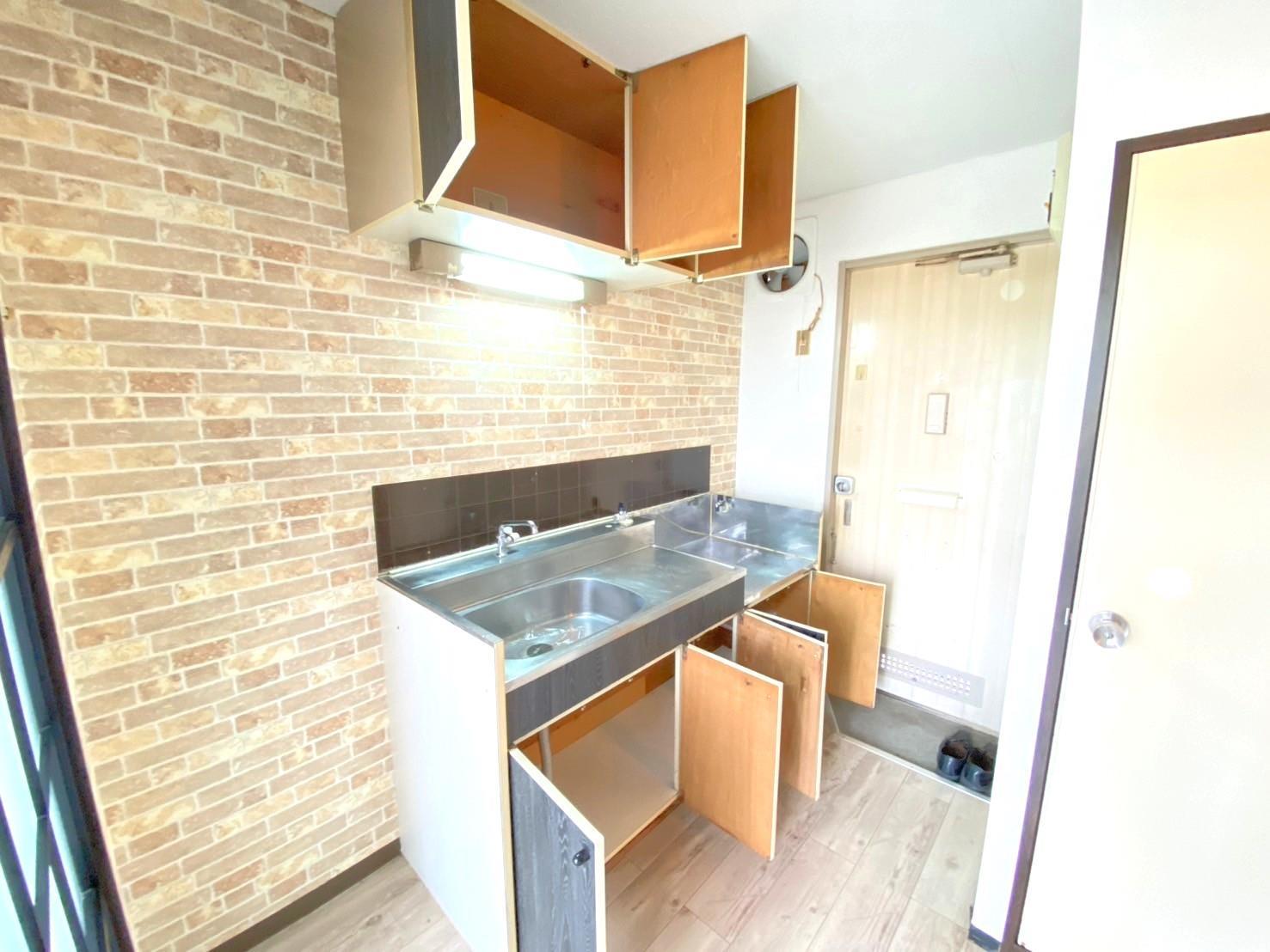 バス・シャワールーム　広めのキッチンです