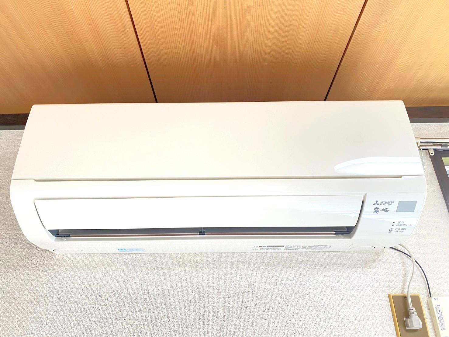 バルコニー　エアコン