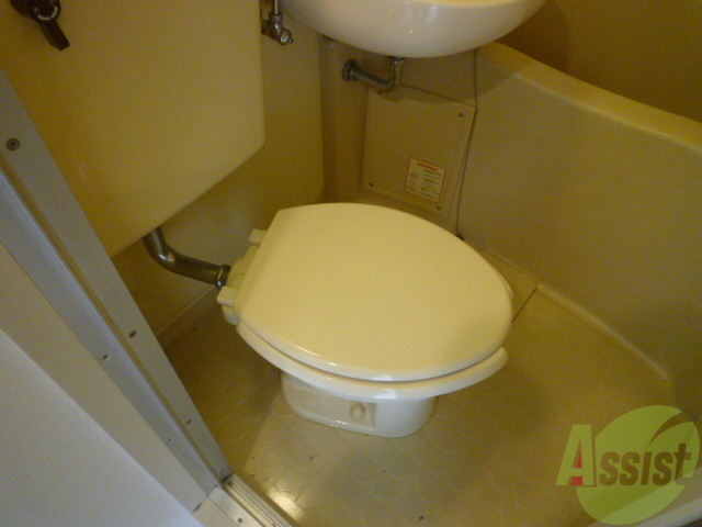 【神戸市中央区中山手通のマンションのトイレ】