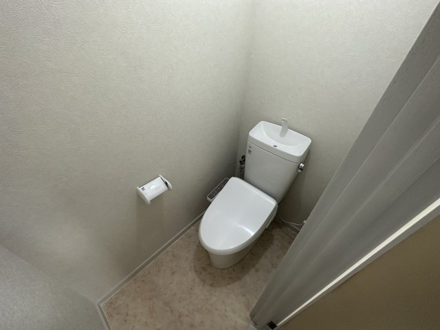 【神戸市灘区岩屋中町のマンションのトイレ】