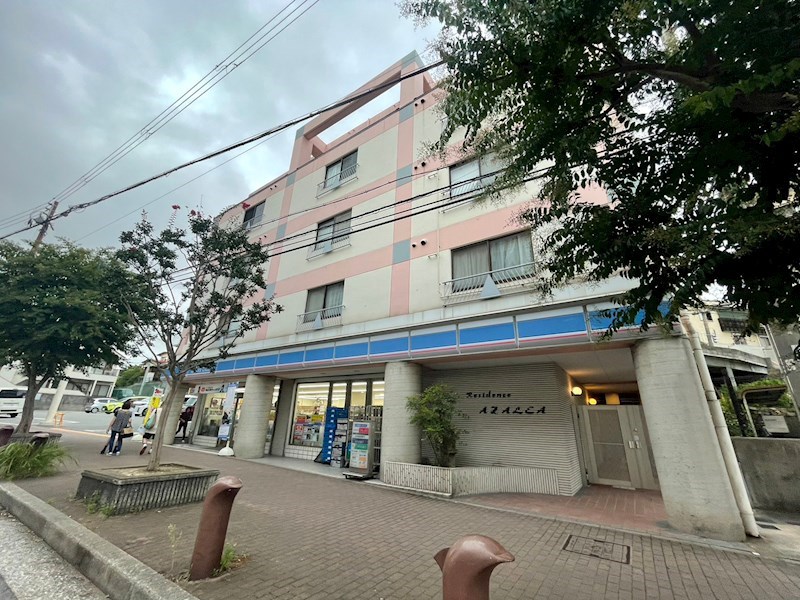神戸市垂水区仲田のマンションの建物外観