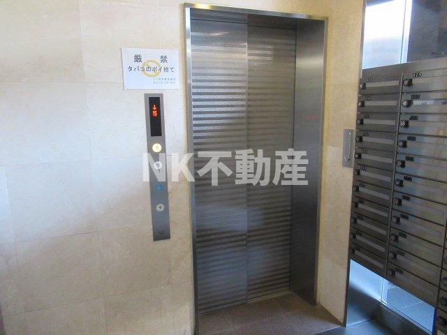 その他　エレベーター付きです