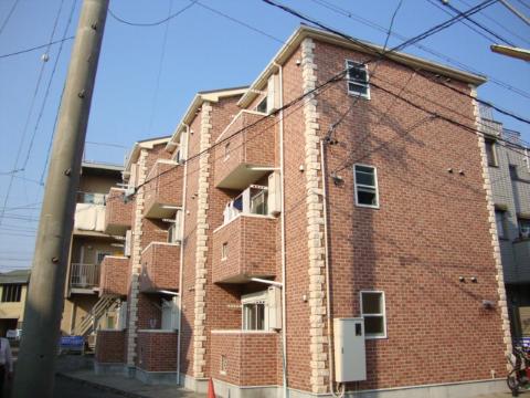 名古屋市中村区権現通のアパートの建物外観