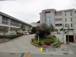 中学校　良山中学校（中学校）まで2200m